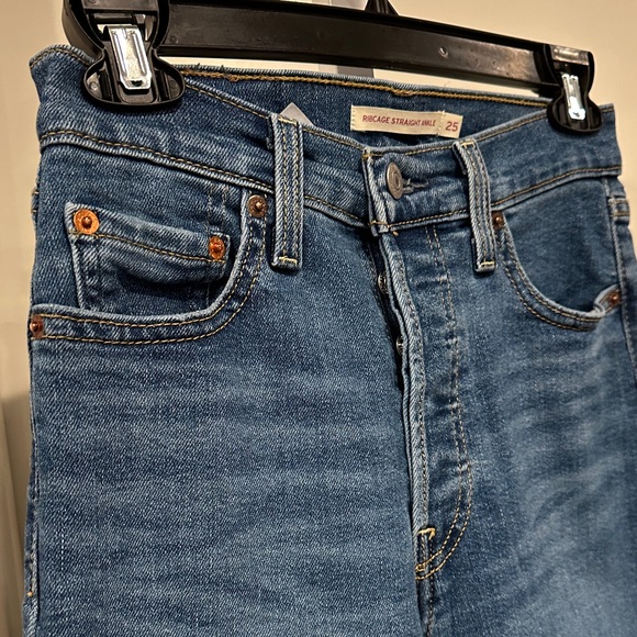 Levi’s Ribcage Straight Ankle Jeans | Medium Wash | Sz 25 | EUC - Picture 4 of 10